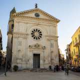 Su questo sagrato si svolgono le principali celebrazioni religiose del paese, come la processione della Madonna Addolorata, durante la festa patronale